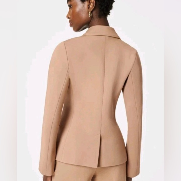 SPANX PERFECT ASYMMETRIC TAILORED BLAZER Jacket in toffee color. NWT size L - Picture 4 of 9
